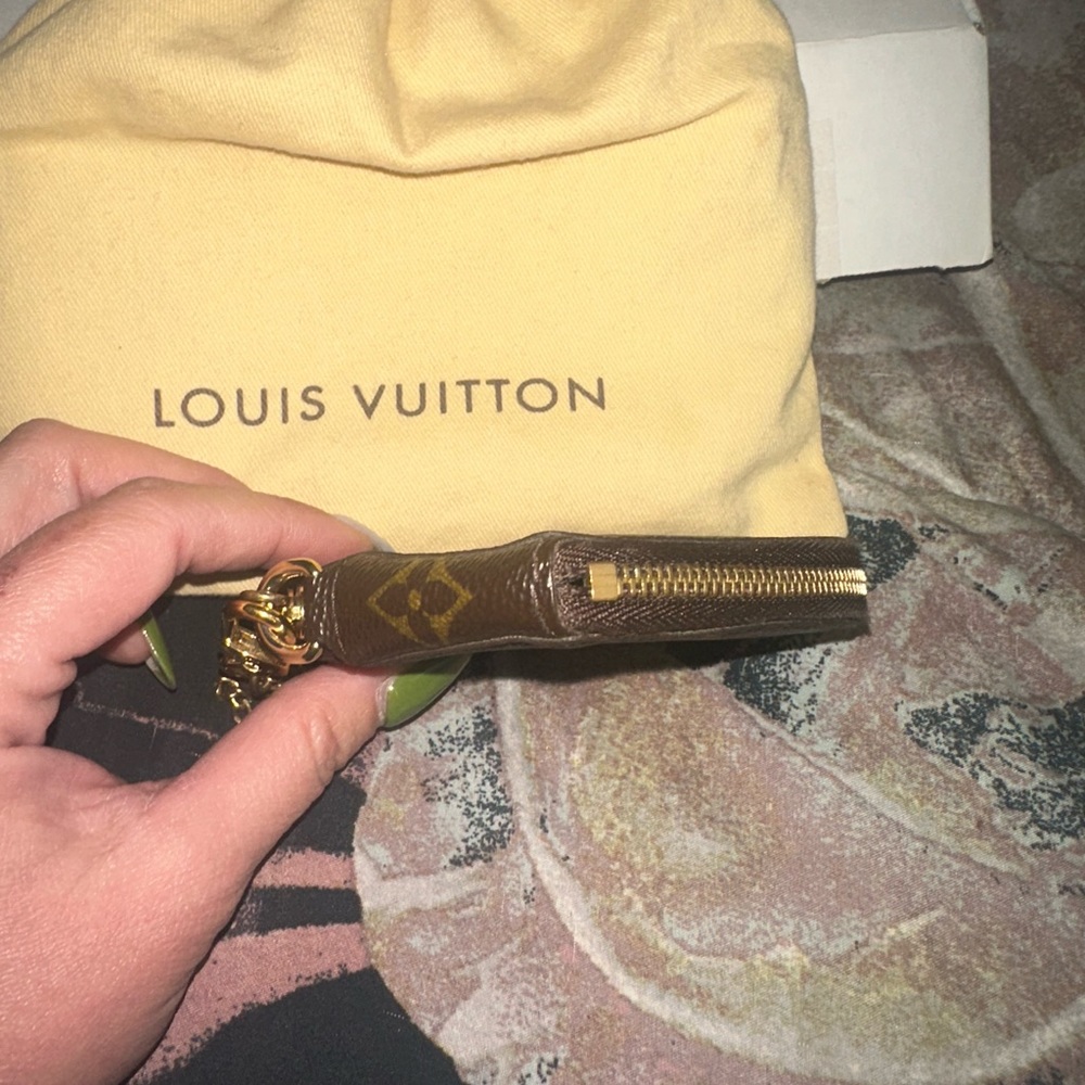🎈SOLD🎈🦄Rare LV Monogram Leopard Coeur Heart Coin Purse Blanc Corail - Picture 13 of 13